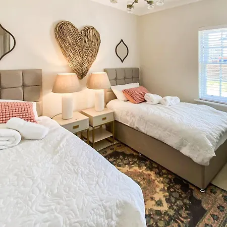 The Guards Quarters - Uk47594 *