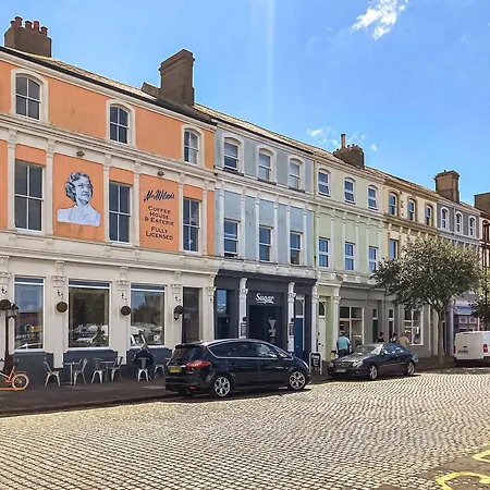 The Guards Quarters - Uk47594 *