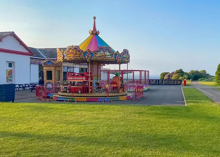 The Guards Quarters - Uk47594 シロス